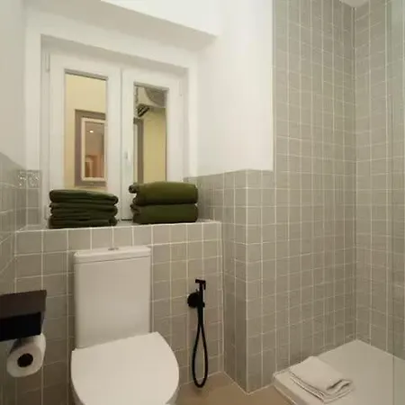 Apartament Pool-lisbon City Centre-garden-wifi-1d